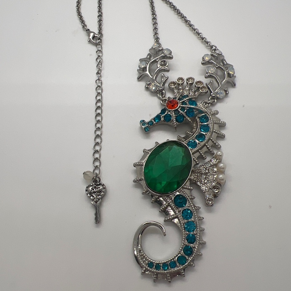 Seahorse necklace Betsey Johnson key